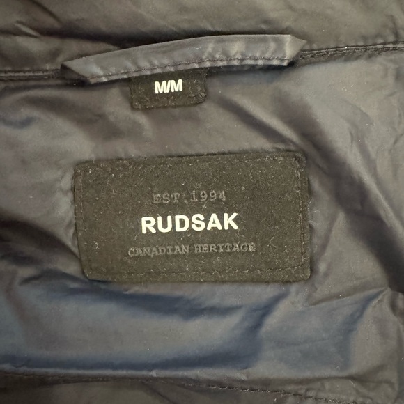 Men’s RUDSAK Black Quilted Puffer Jacket - Picture 2 of 11